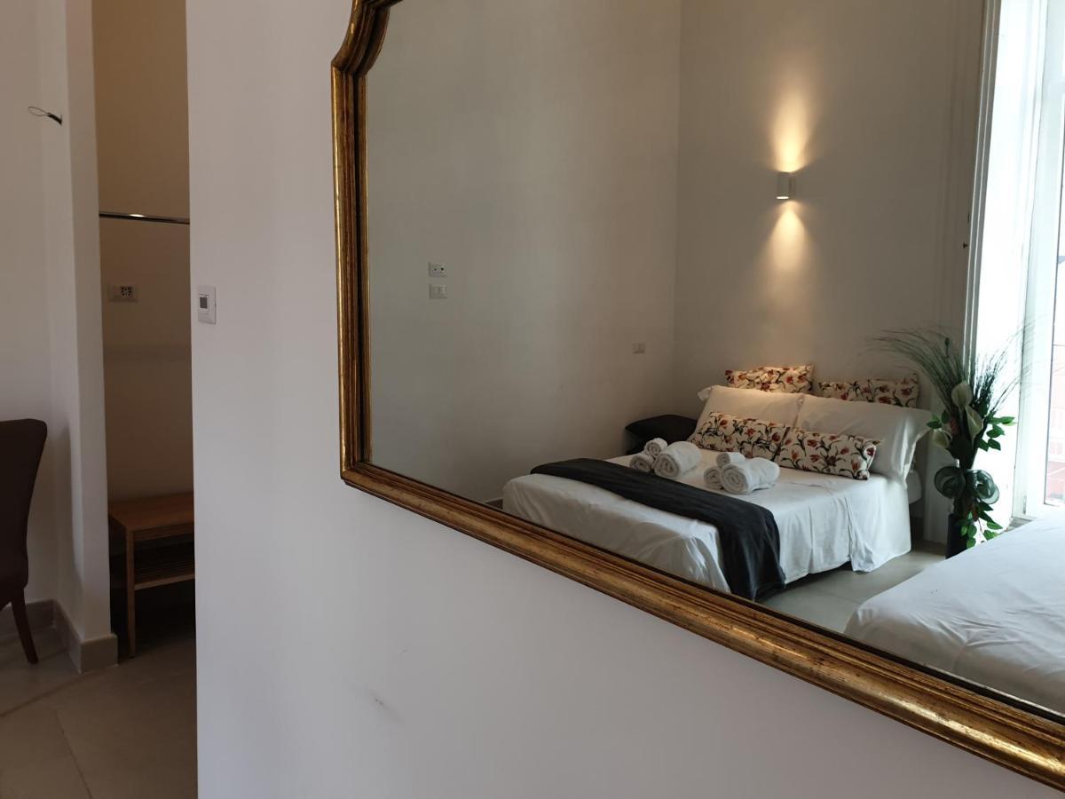 "Infrascata" Cento Metri Dal Mann Lejlighed Napoli Eksteriør billede